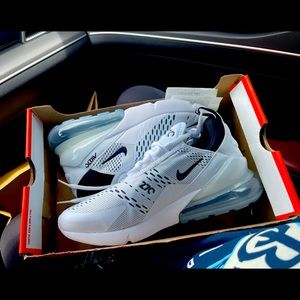 Nike Air Max 270 Womens